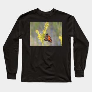 Monarch feeding on Goldenrod Long Sleeve T-Shirt